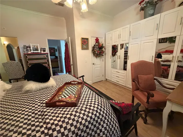 1170