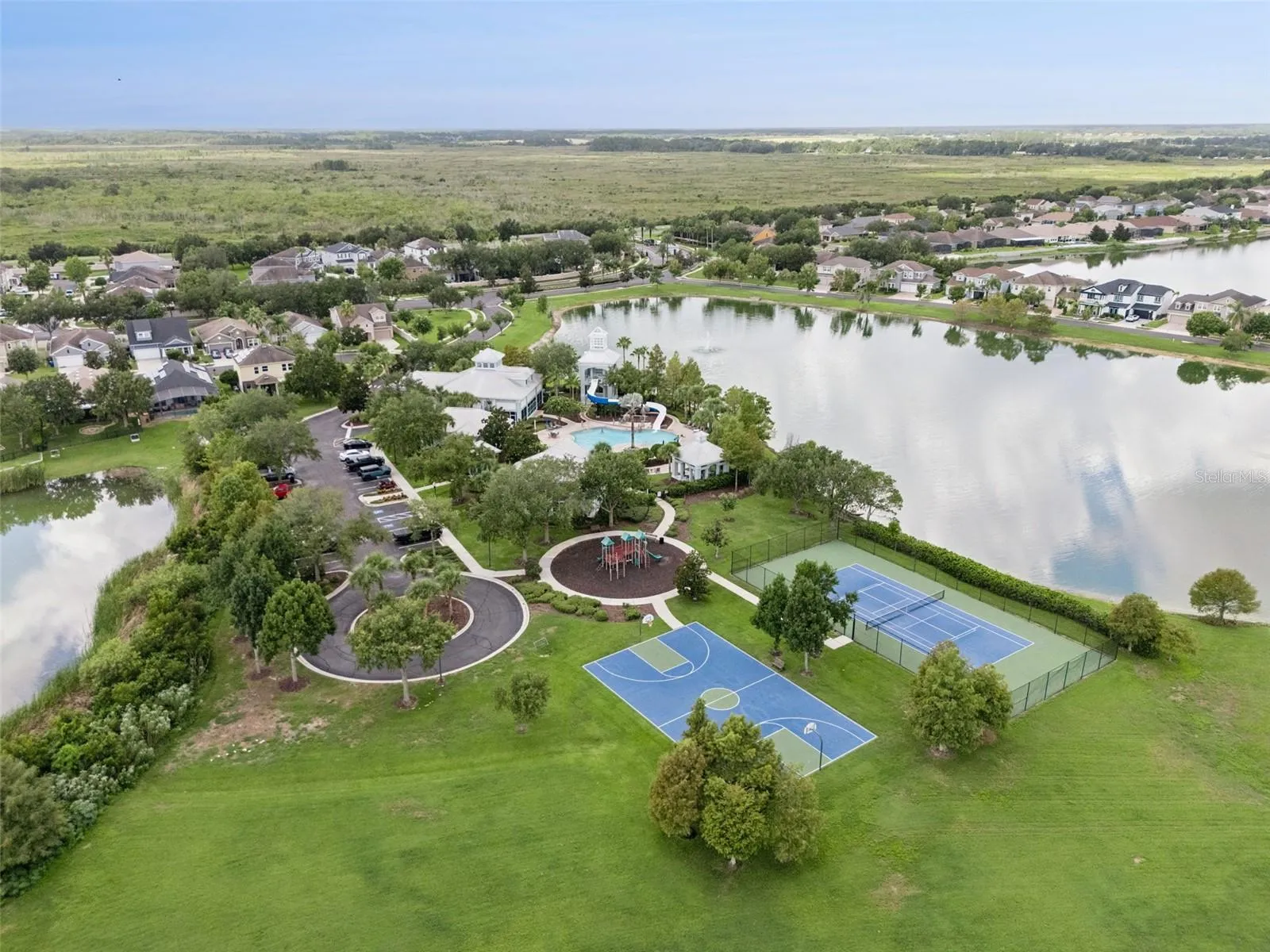 Clubhouse, Pool, Gym, Tennis, Pickle ball, and Playground amenities.