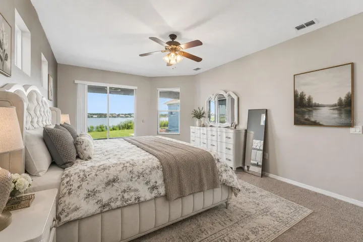 Wake up to views of the lake.