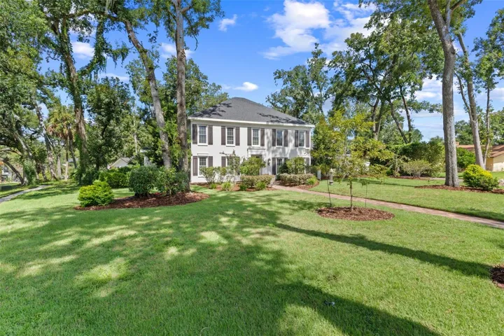 4603 Dogwood Hills Ct, Brandon, FL