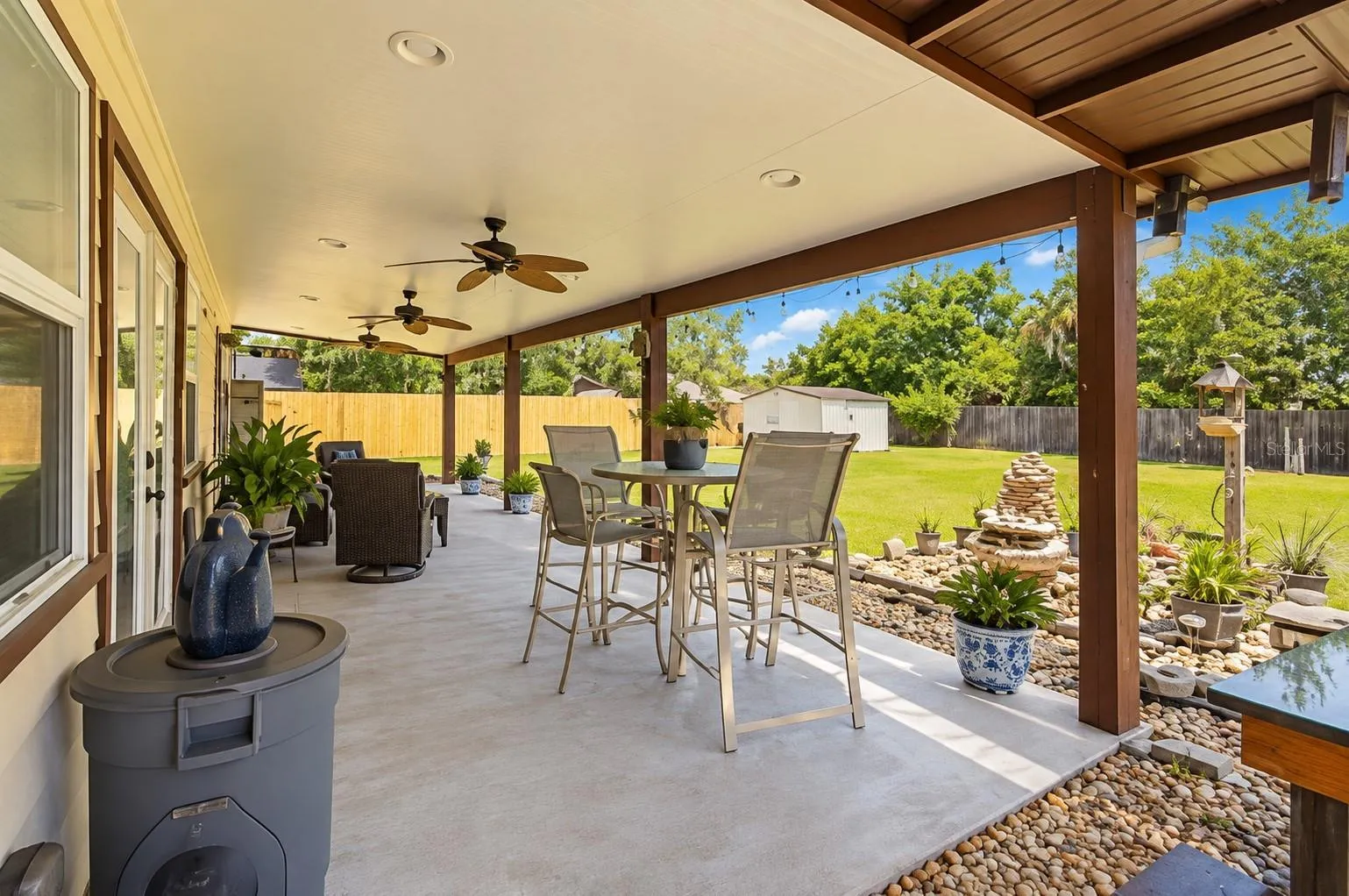 PORCH