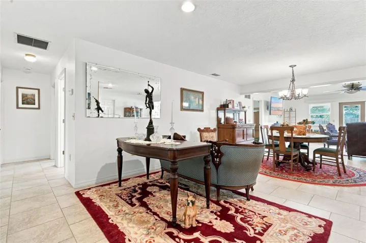 FOYER