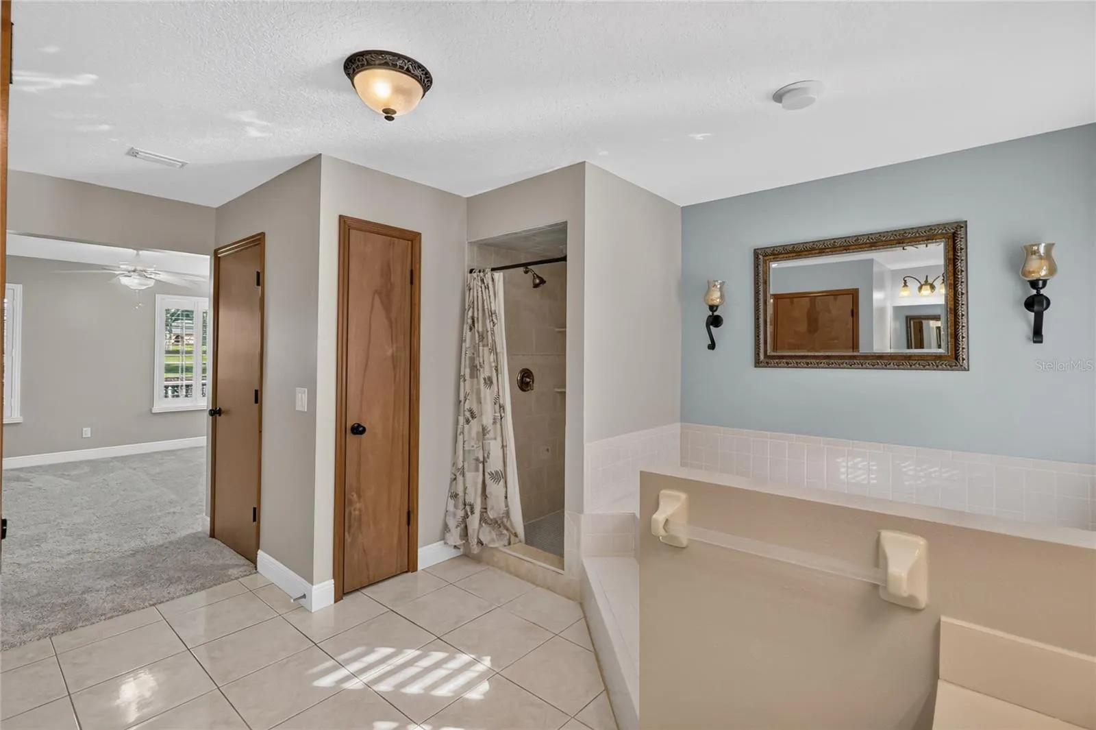 Main bathroom