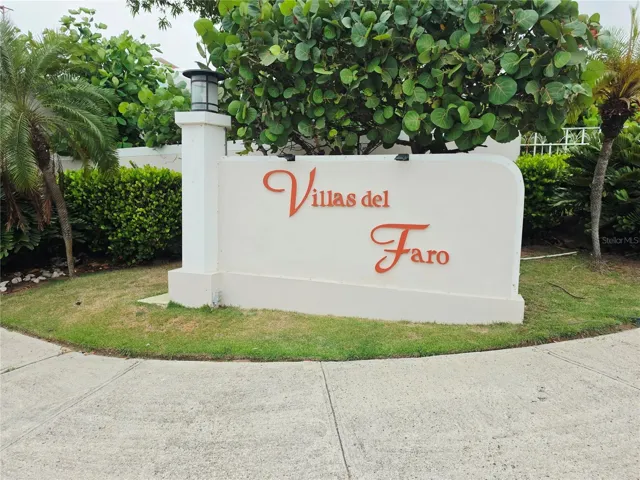 Entrance sign