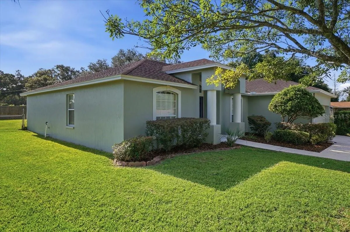 5016 Fairfax E, Lakeland, Florida 33813 — photo 3