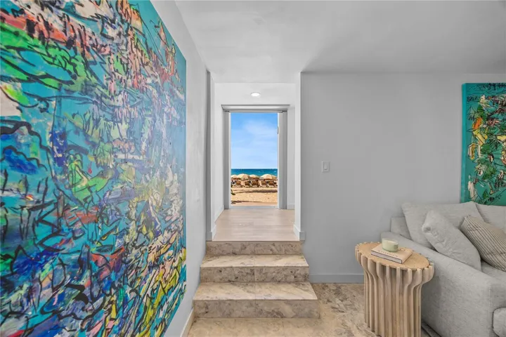 Beachclub Basement