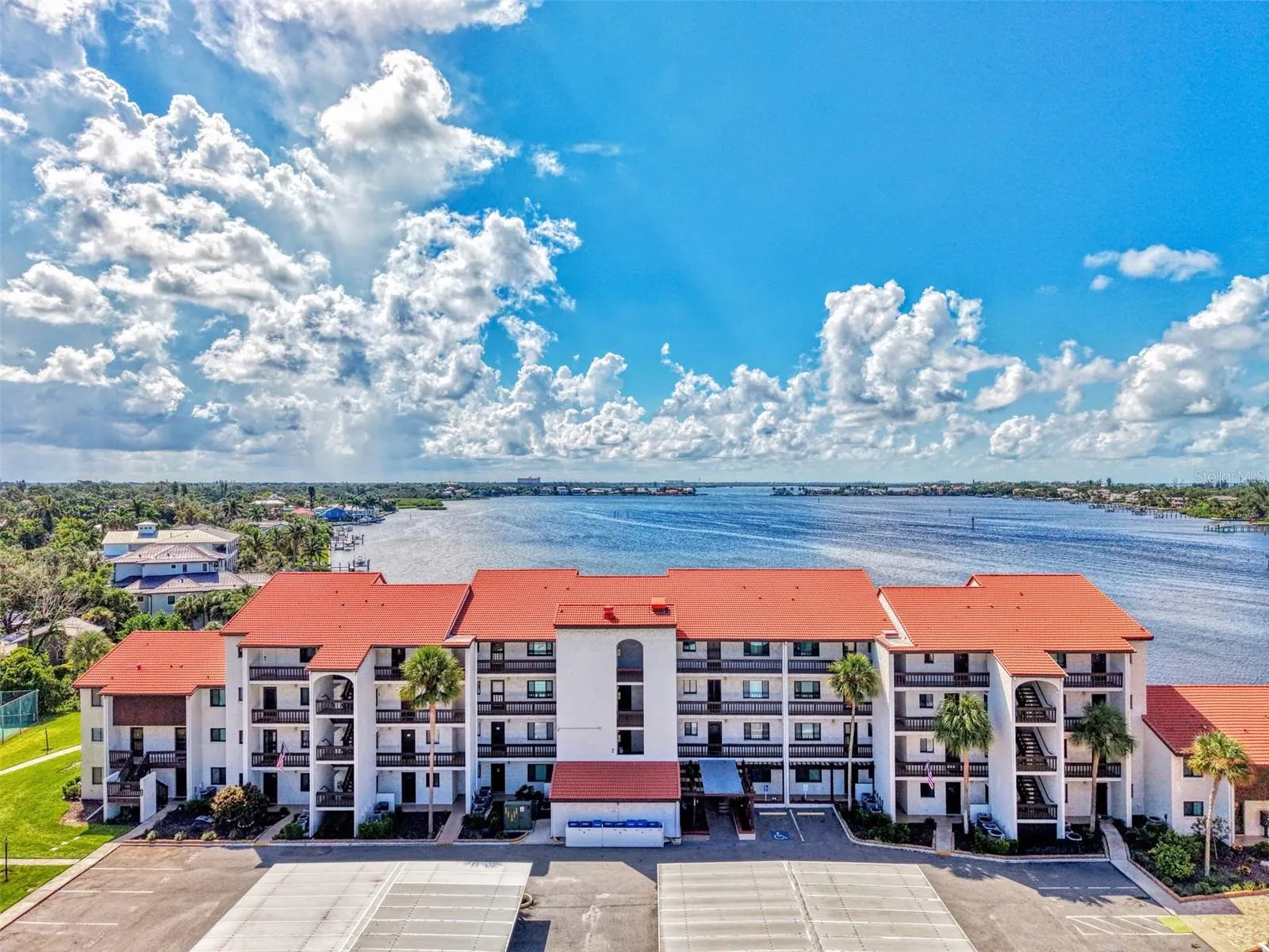 1608 Stickney Point Road #107