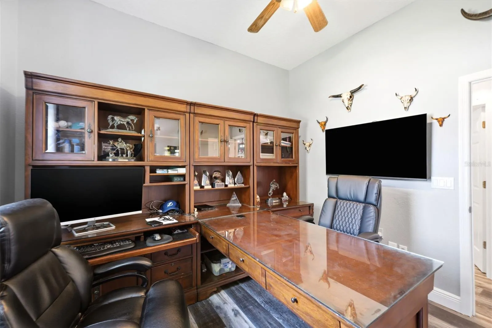office or bedroom 6