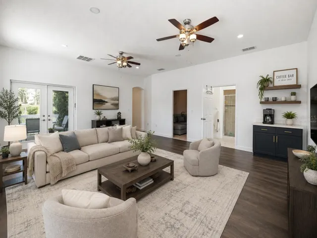 virtually staged in law suite0 SQFT