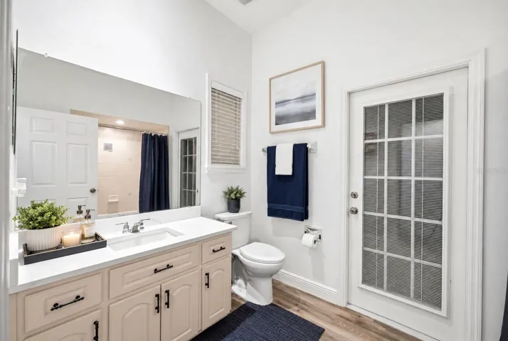 bathroom 2 with tub and shower