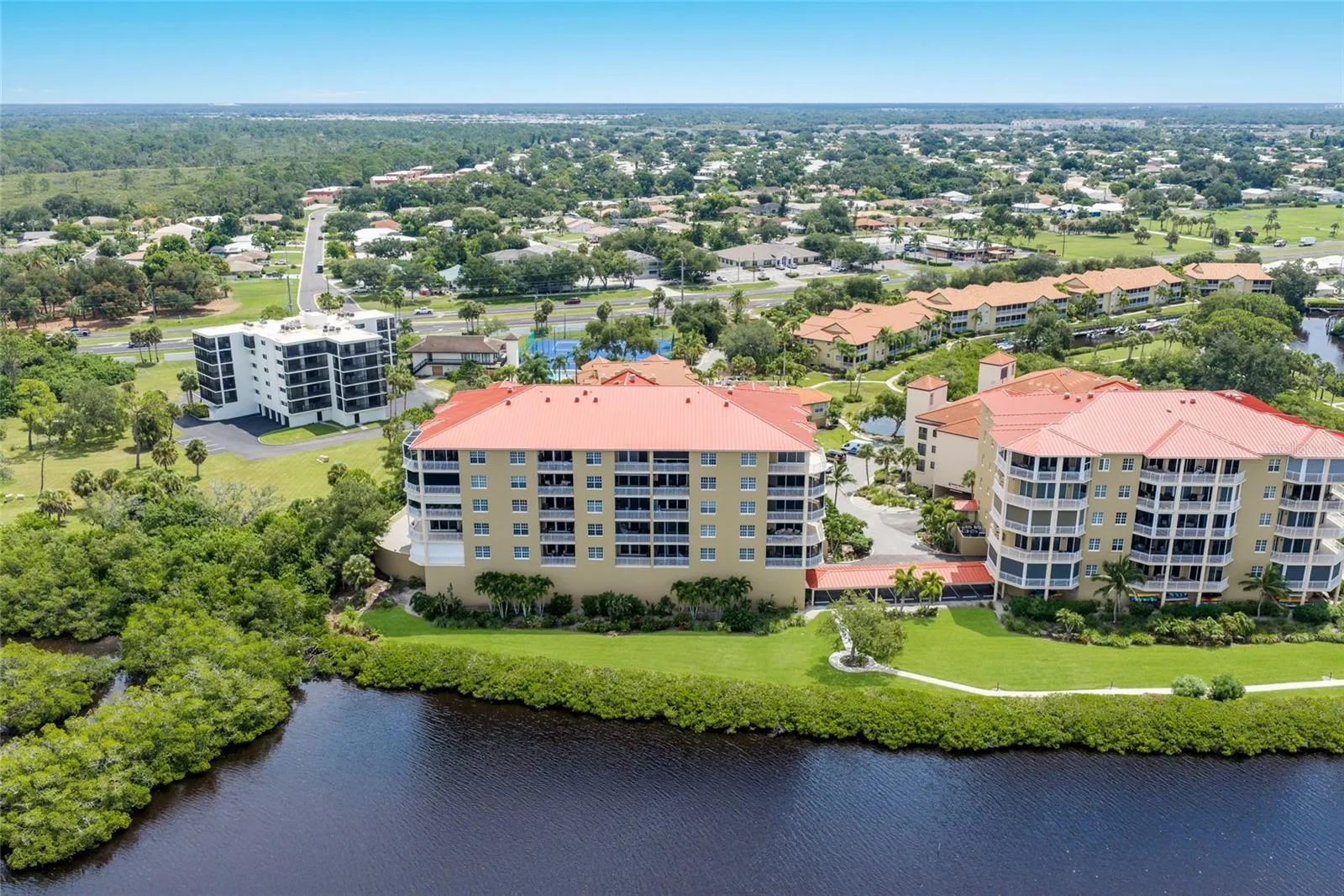 4th floor condo with water views