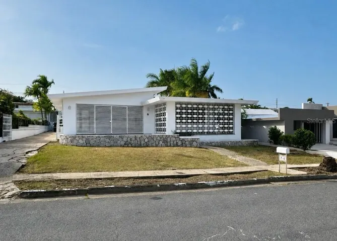 Calle Genova F-6 Residence