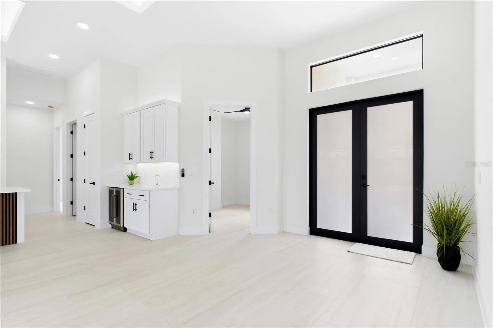 MOVE-IN-READY 2026 COASTAL CONTEMPORARY NEW CONSTRUCTION w/ 2-10 HOME WARRANTY &amp; NO FLOOD INSURANCE REQUIRED!