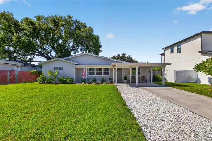 Welcome home to 2920 W Pearl Ave!