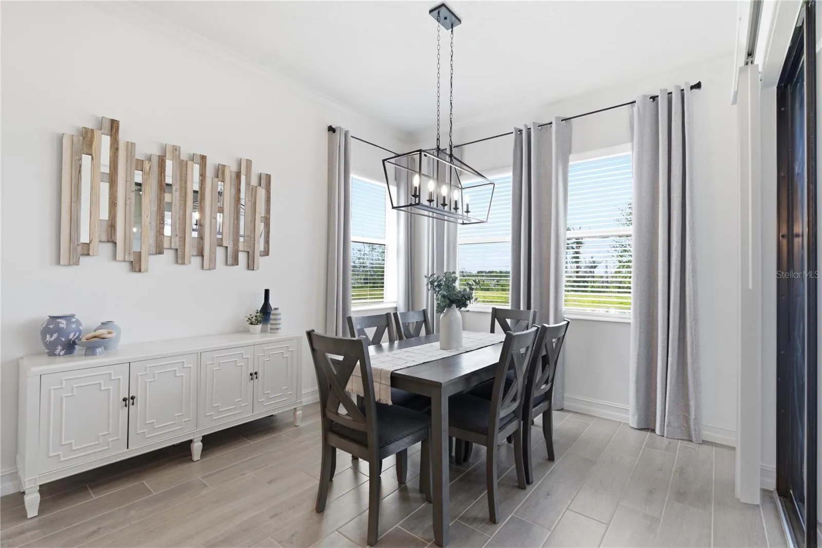 Dinette Area