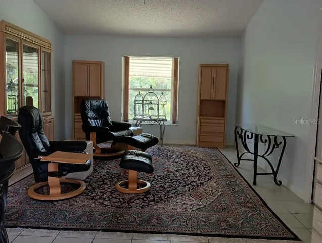 VAULTED FAMILY ROOM