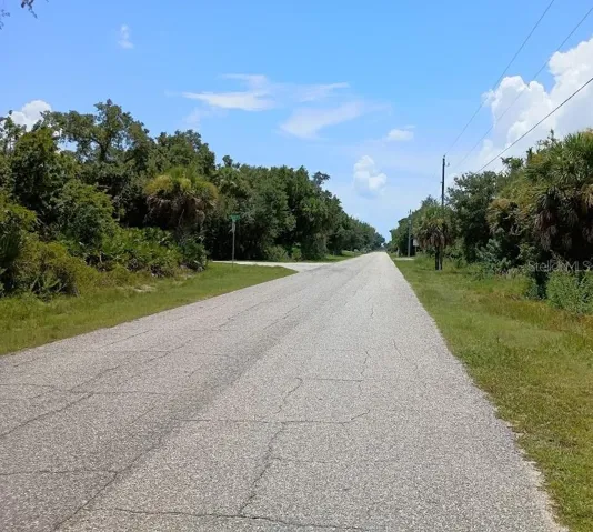 CABARET STREET FACING SOUTH