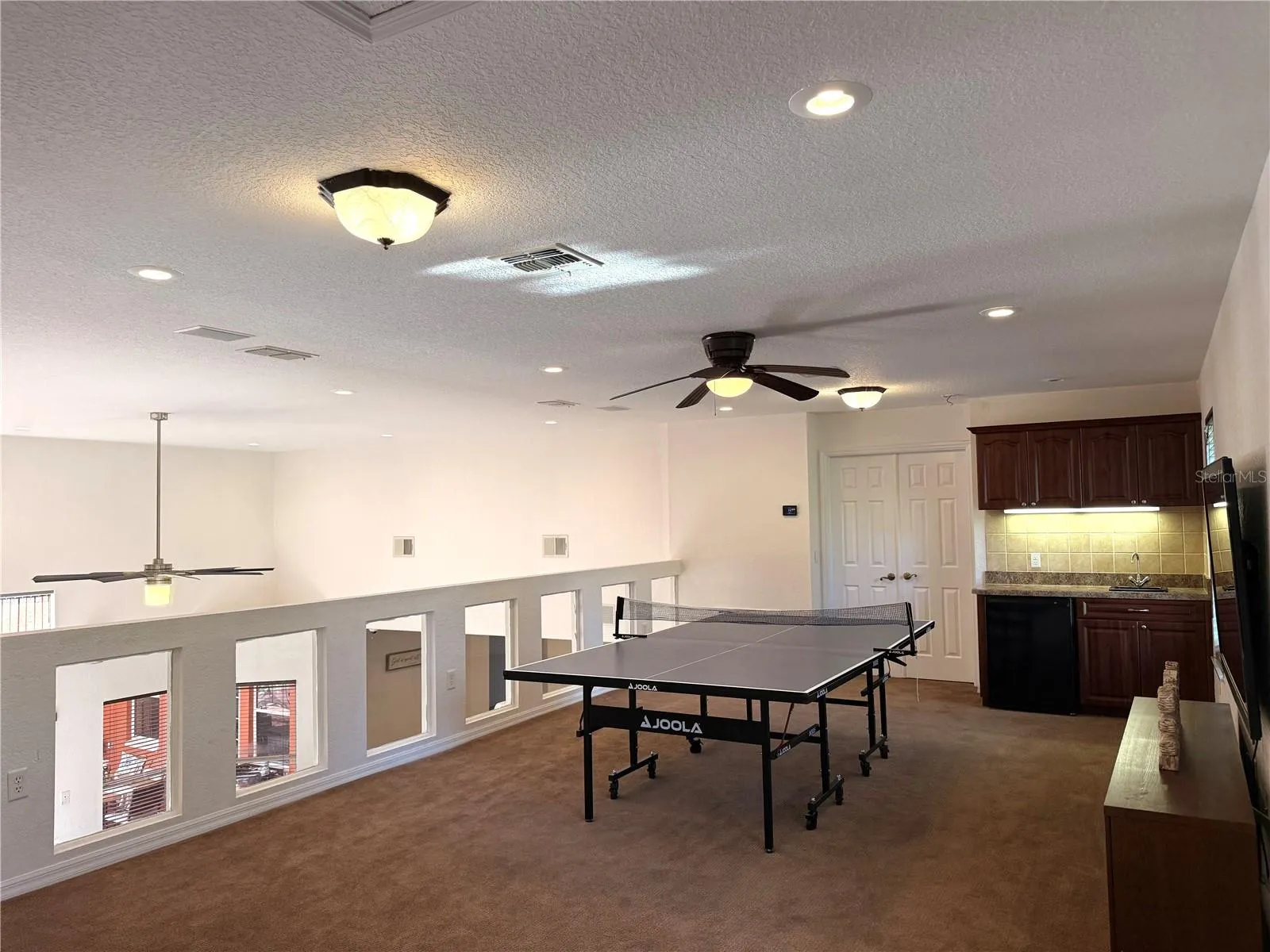 game room/ flex space