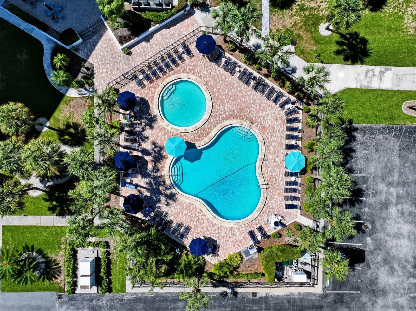Pool &amp; Spa