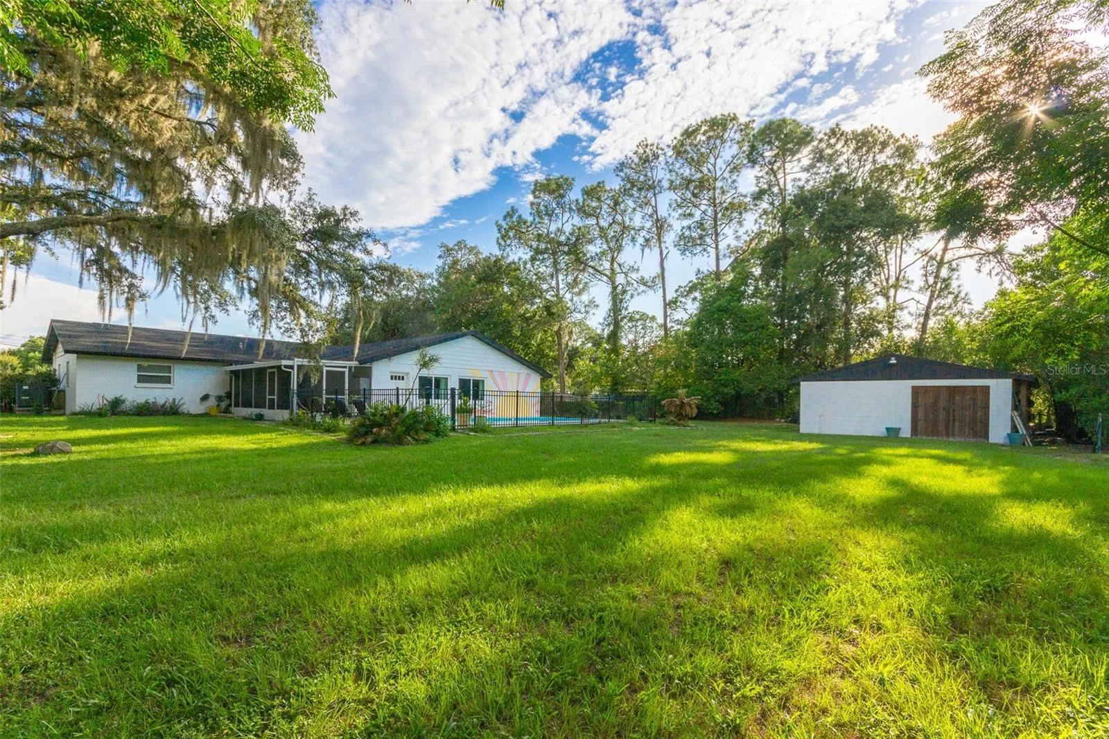 Large 0.43-acre lot