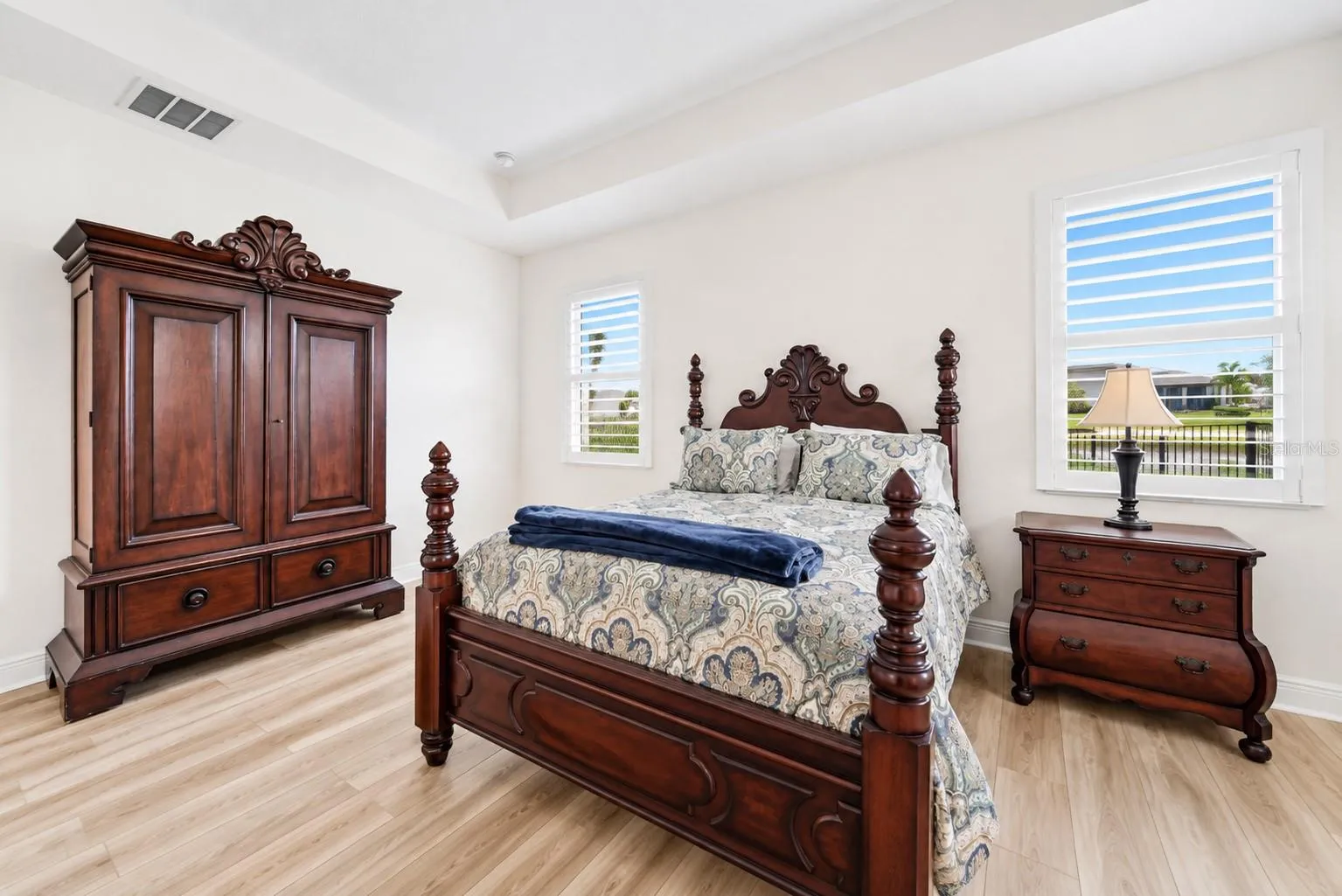 1st Floor Primary Suite