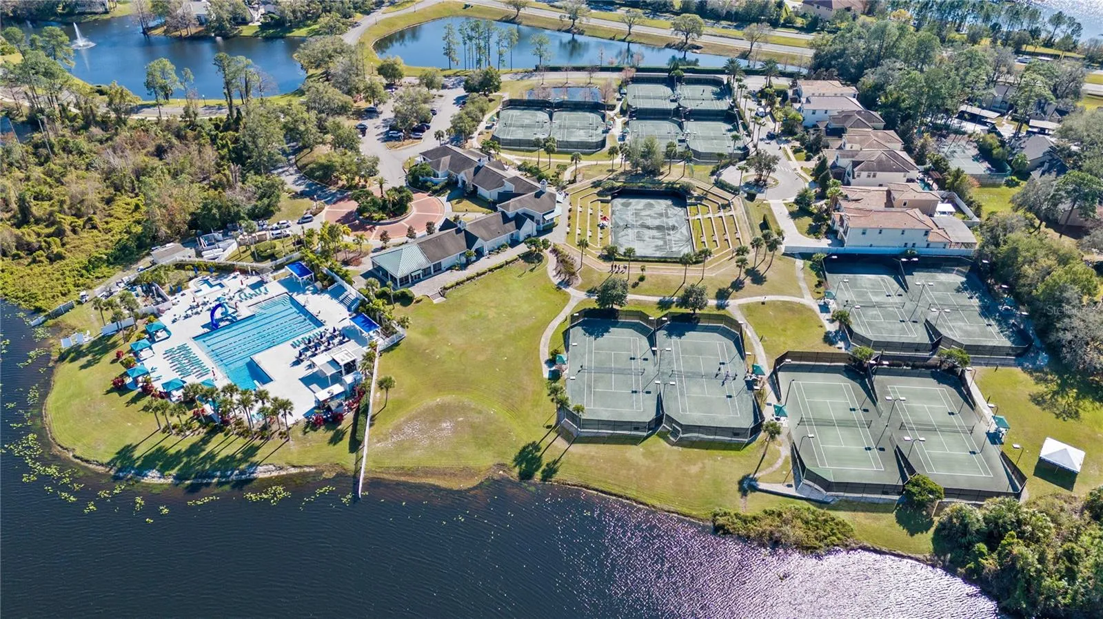 Heathrow Country Club (membership additional cost)