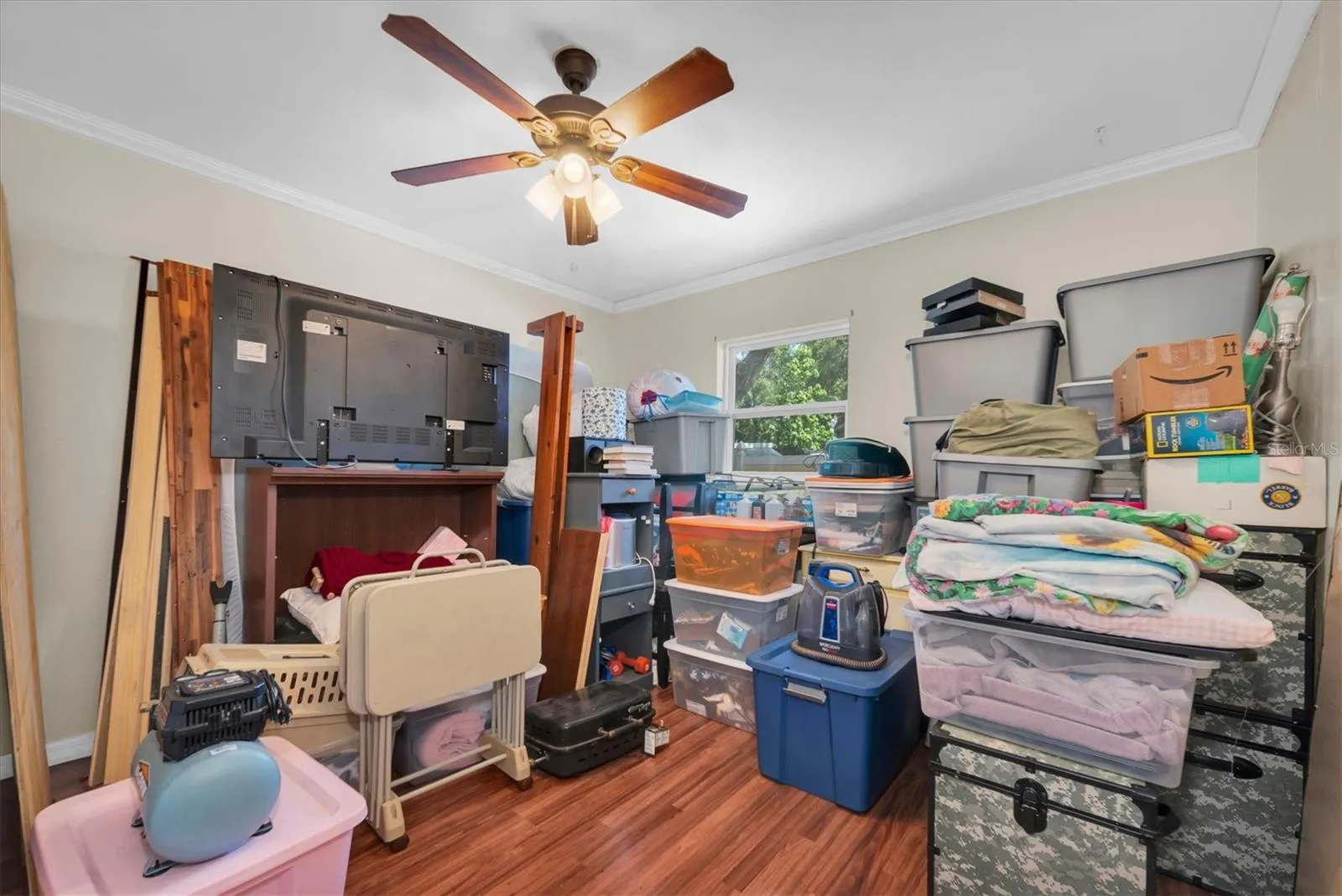 3rd bedroom pardon the mess we are moving