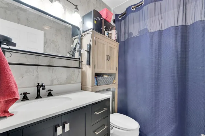 Main bathroom