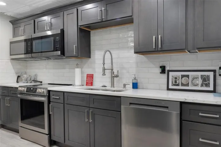 Clubhouse Kitchen