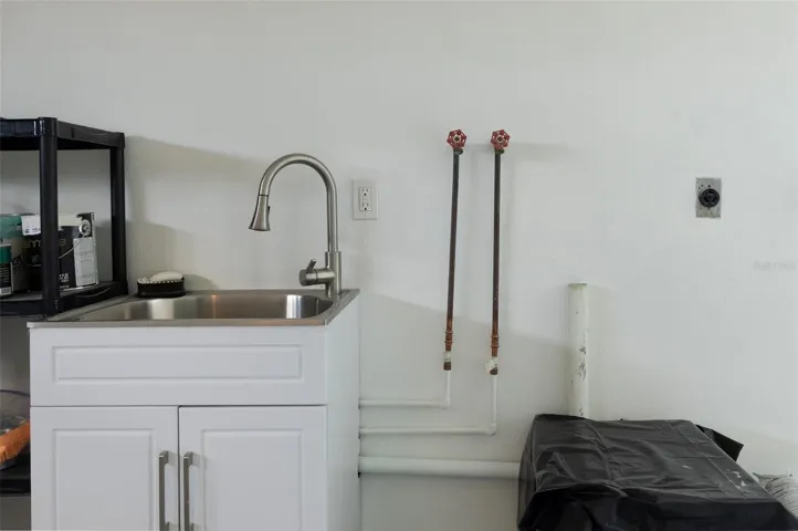 Laundry Area in rthe garage.