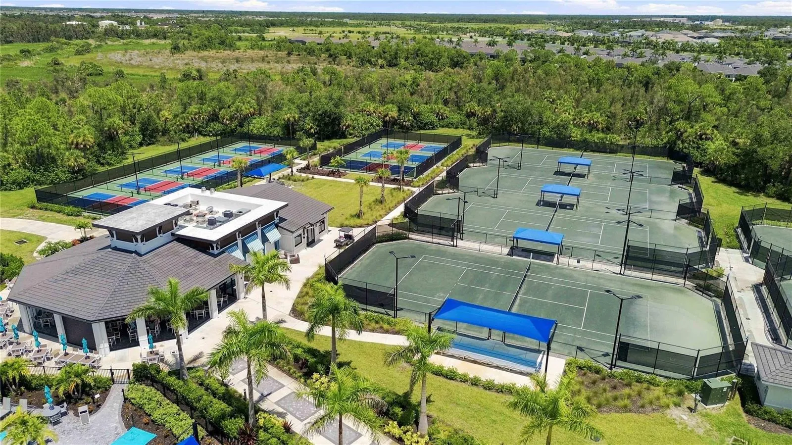 Tennis and pickelball courts