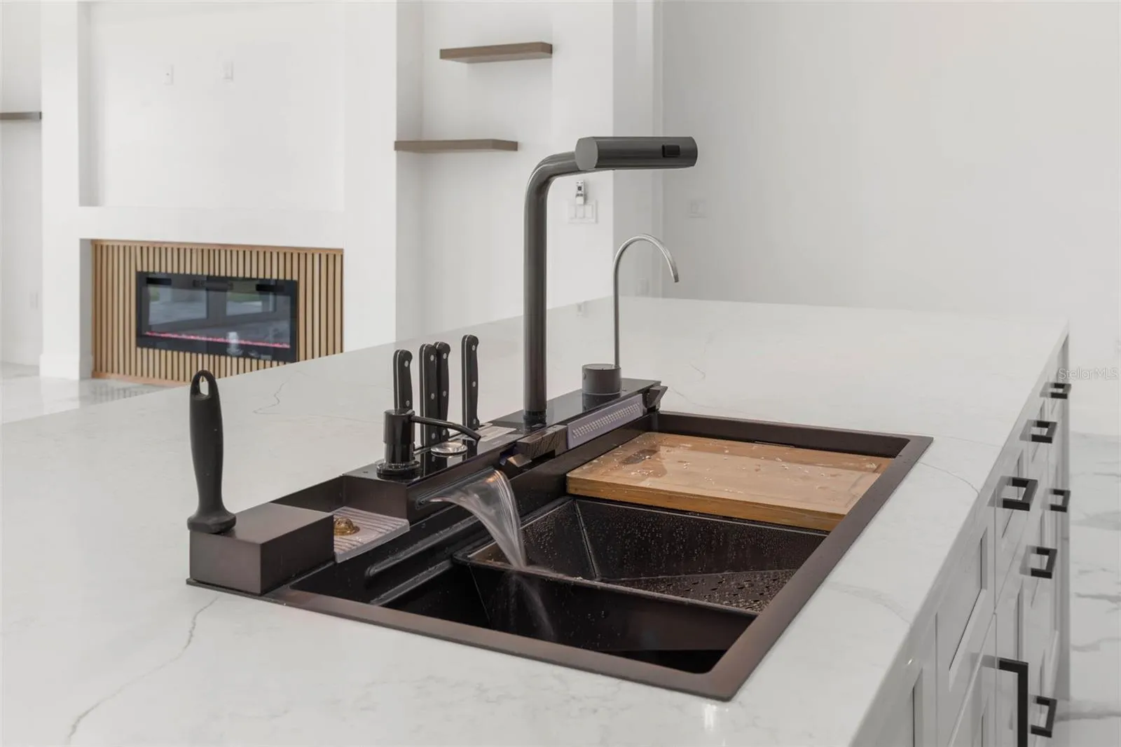 Sleek & Functional