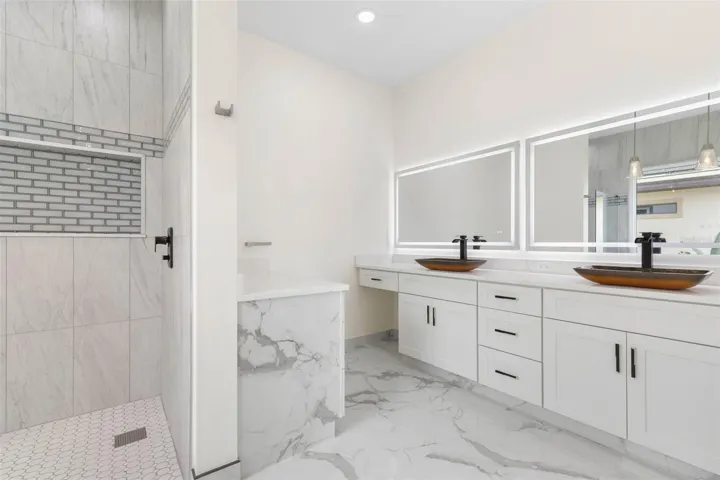 Dual Vanities