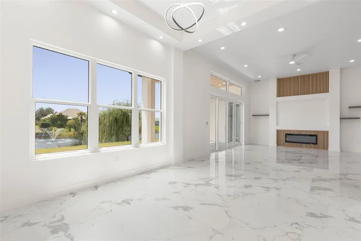 Lots of windows for the water view.