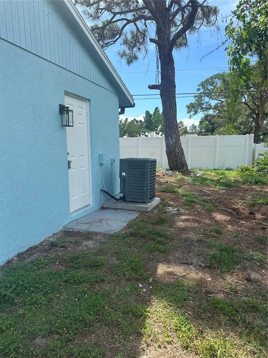 Exterior side house.