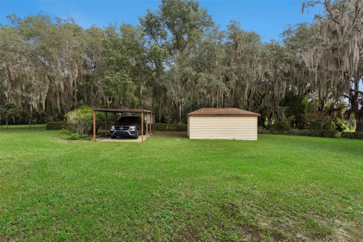 Carport & Shed