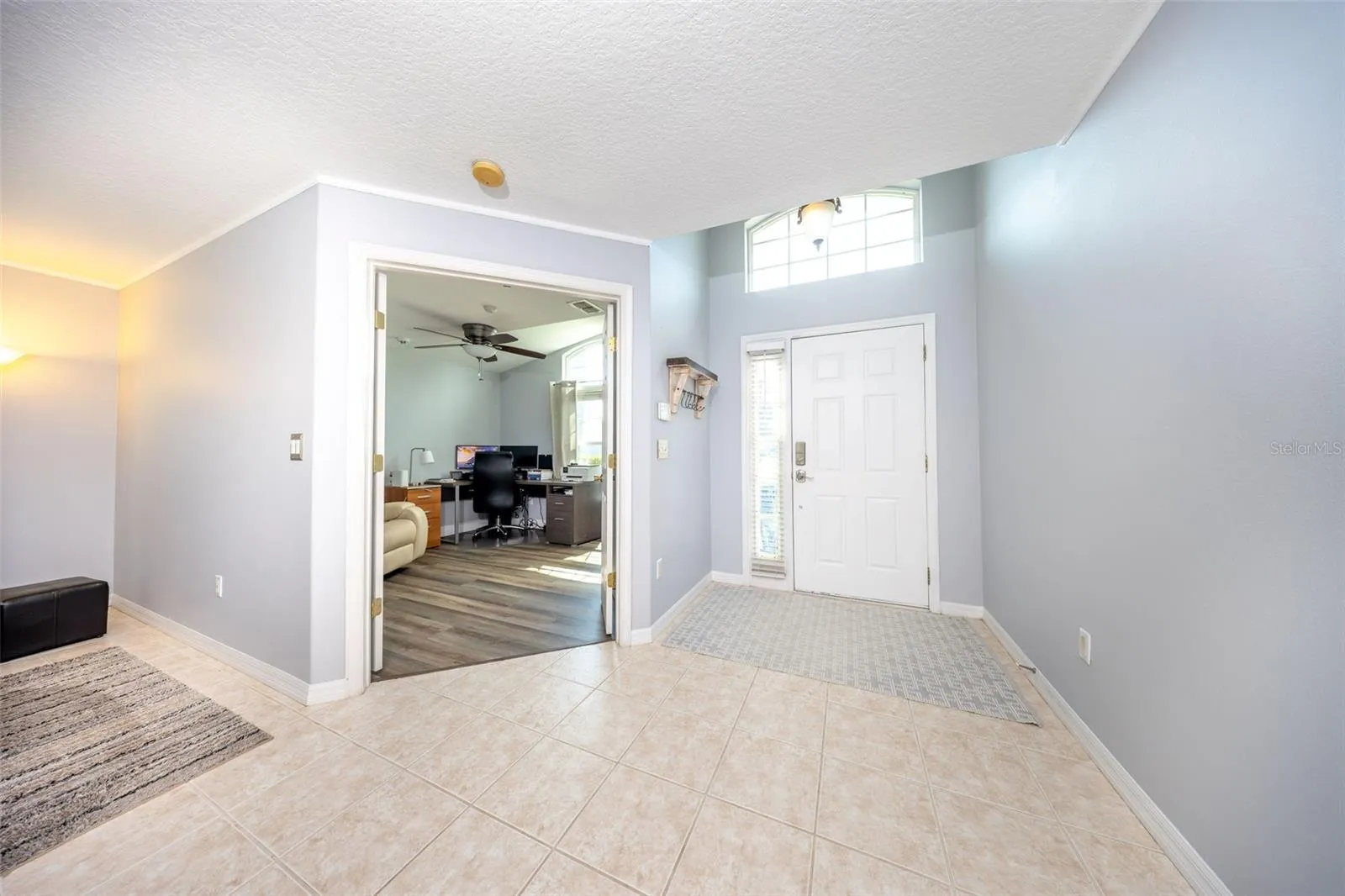 Tile floors throughout all the main areas