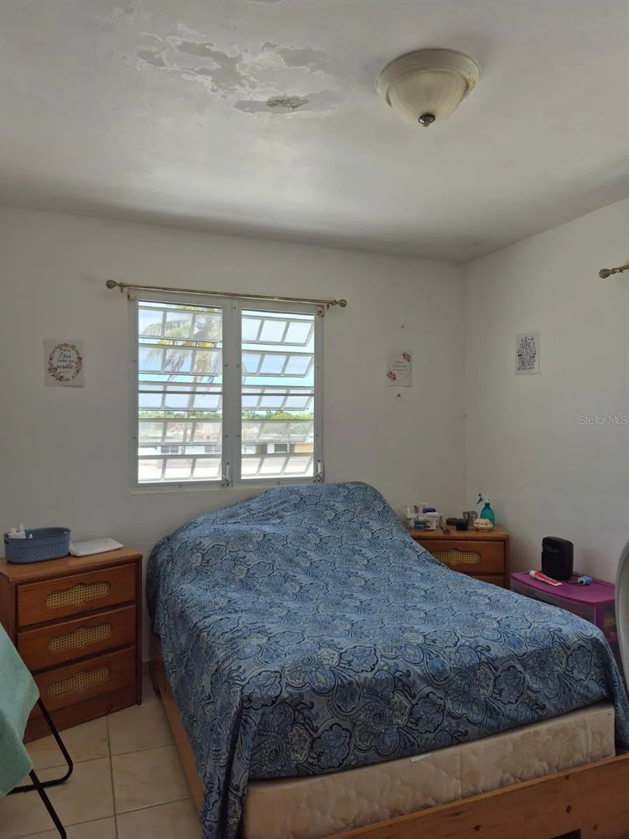 2ndo Piso-2ndo cuarto con walkin closet