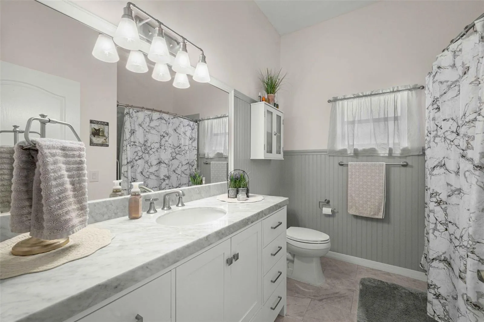 Second Full Bathroom