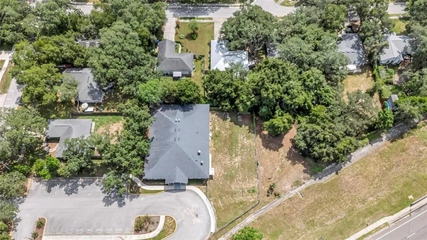 105 Baker Street Aerial