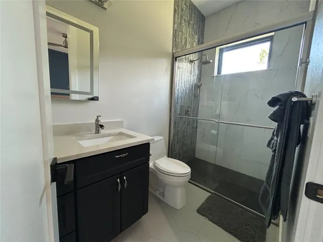 Full Bathroom off of Bedroom 4