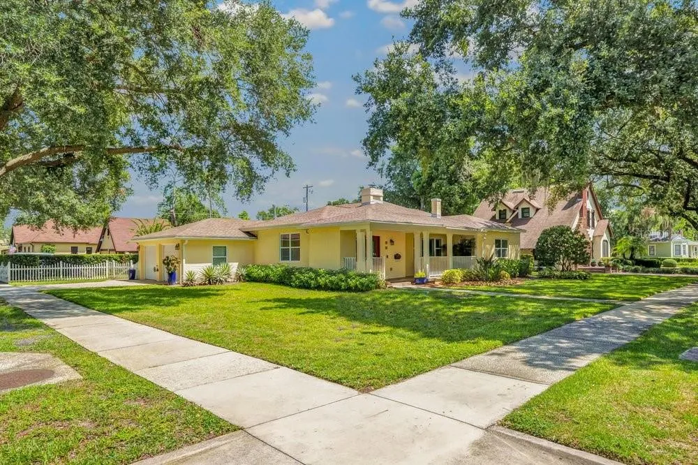 Oversized Corner Lot with double side entry Garage