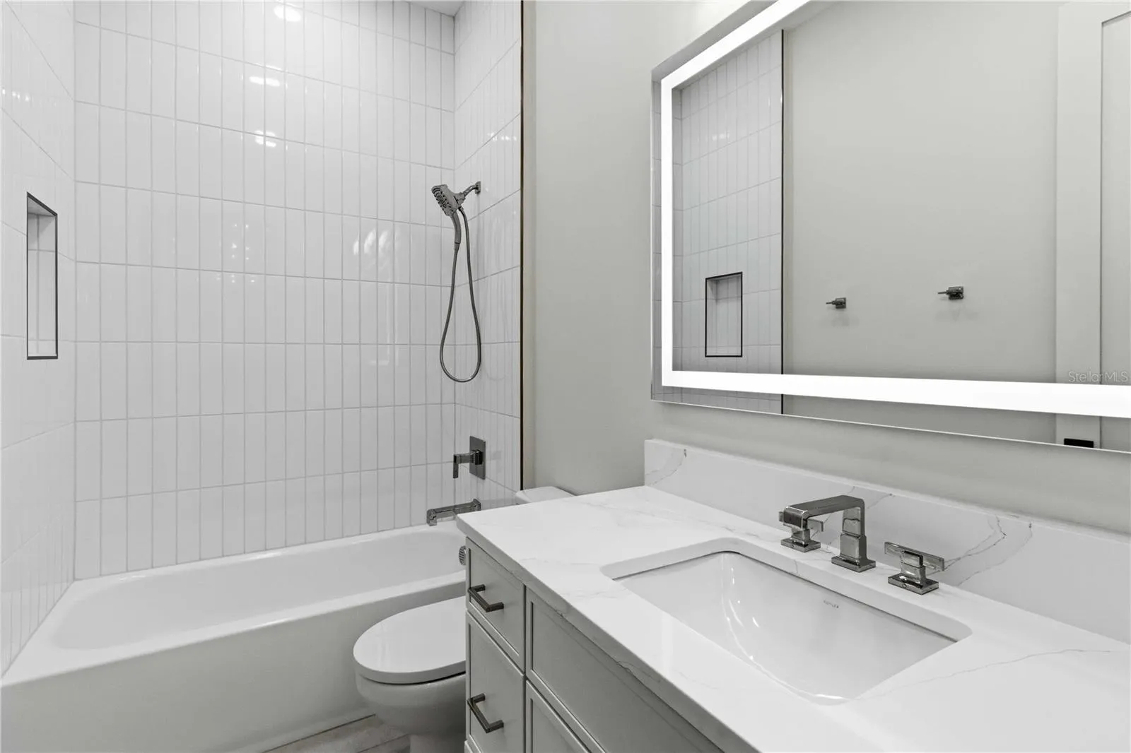 beautifully appointed guest bathroom 2
