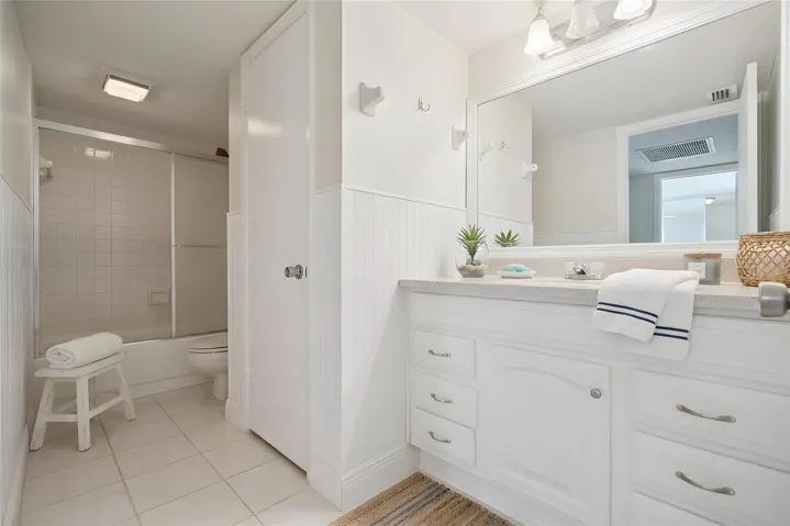 Virtually staged guest bathroom