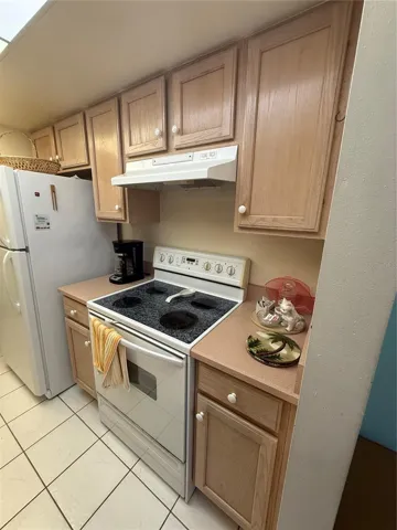 Kitchen Range Area