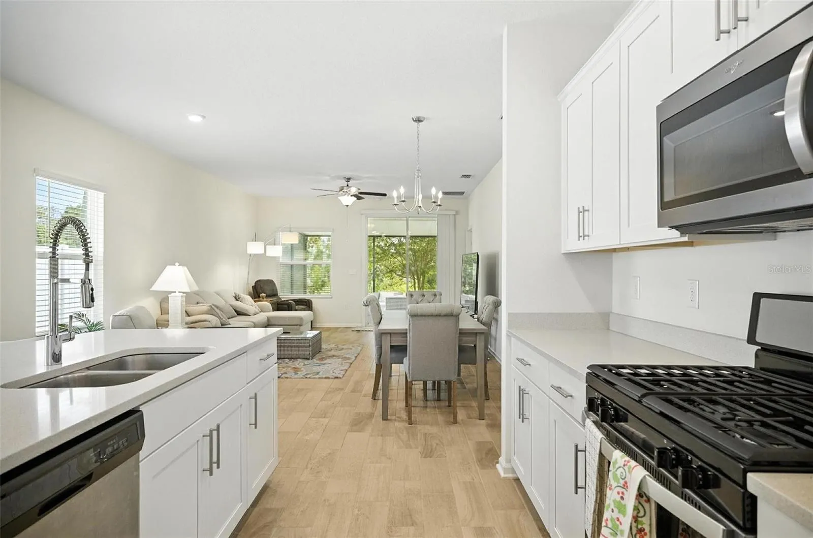 Open Kitchen