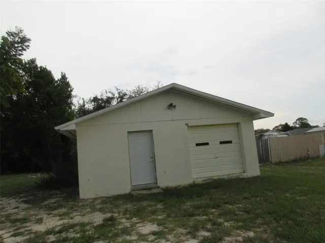 Garage Apt