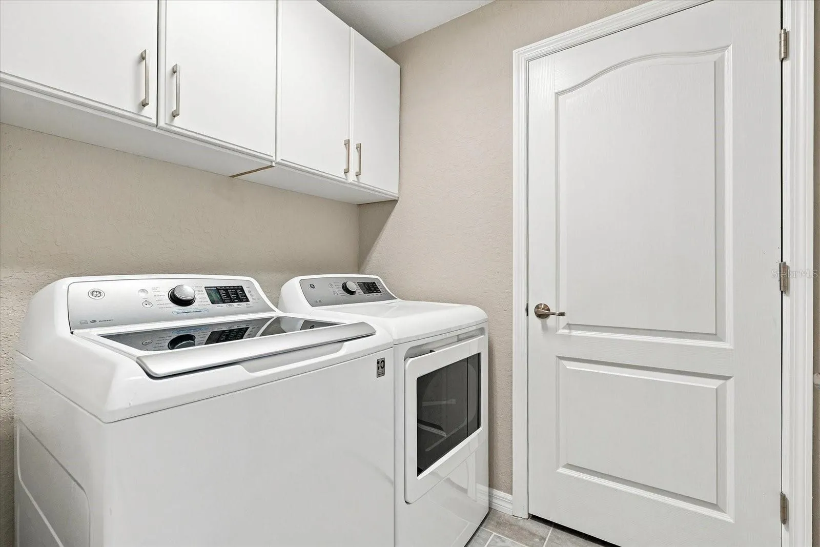 UPSTAIRS LAUNDRY