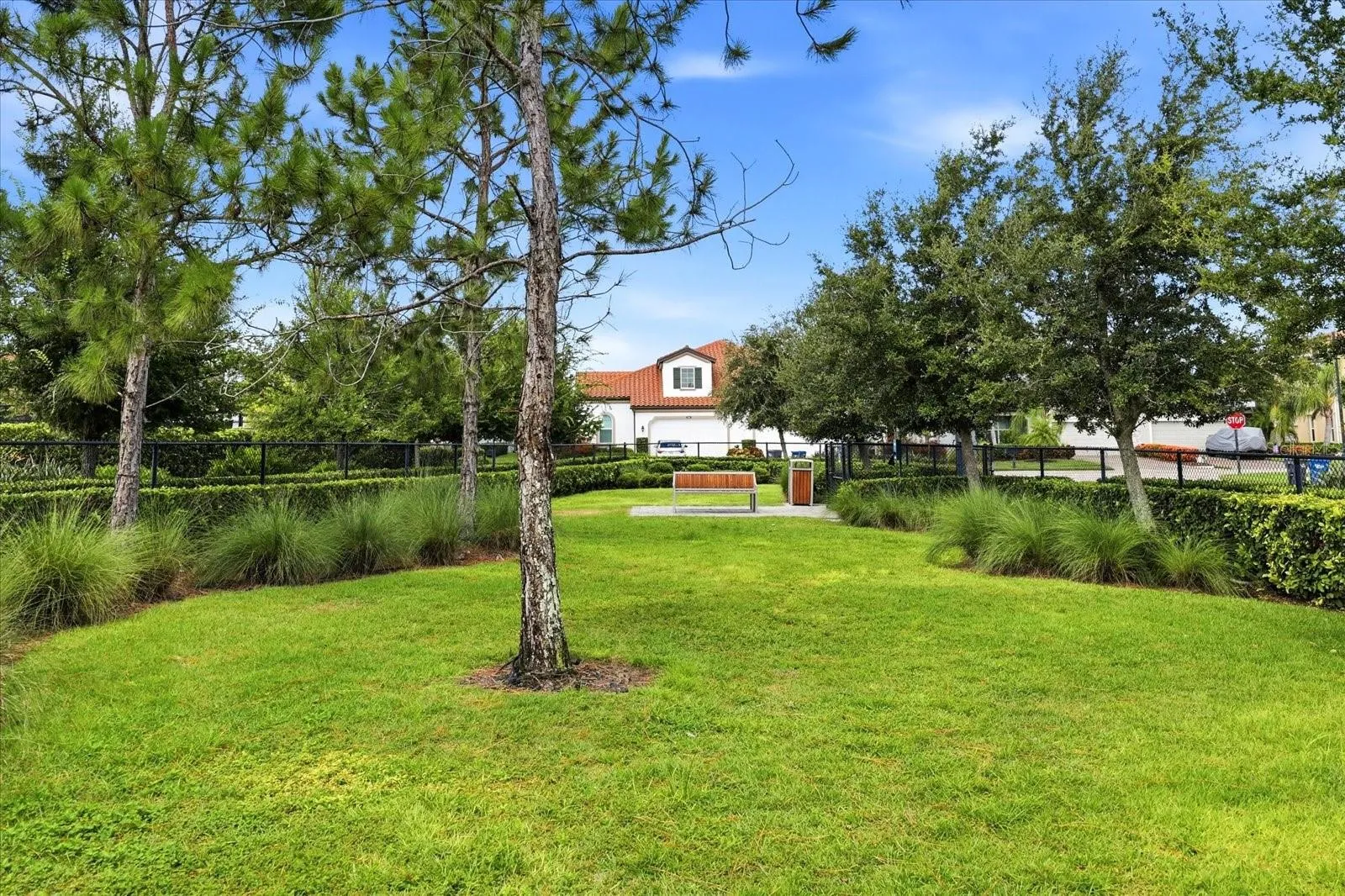 VILLA DOG PARK
