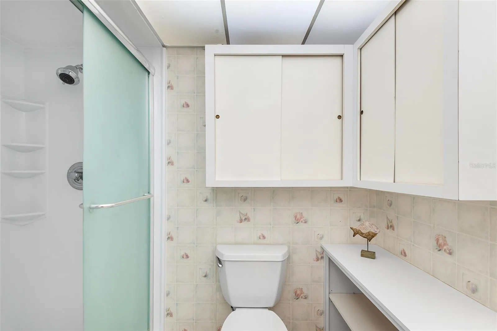 Primary bath with walk in shower